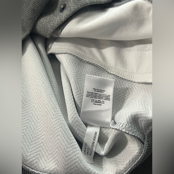 NEW men fashion gray light jacket with snap buttons size small by Express - Picture 3 of 5